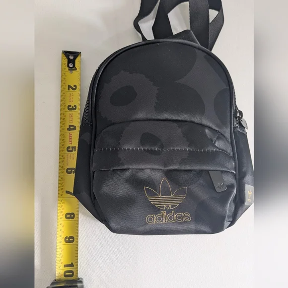 Adidas New Originals x Marimekko mini backpack in tonal black Gray floral print - Picture 10 of 10